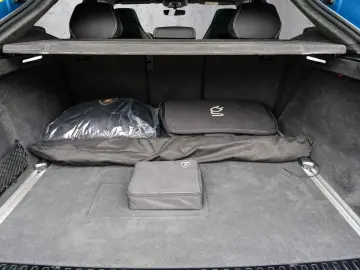 LAMBORGHINI Urus SE Blu Uranus  Panoramic Roof