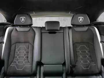LAMBORGHINI Urus SE Blu Uranus  Panoramic Roof