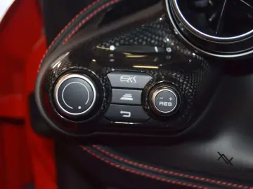 FERRARI F8 Tributo RACINGSEATS LIFT CARBON PASSENGERDISP