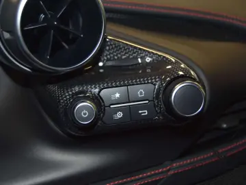 FERRARI F8 Tributo RACINGSEATS LIFT CARBON PASSENGERDISP