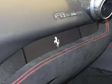 FERRARI F8 Tributo RACINGSEATS LIFT CARBON PASSENGERDISP