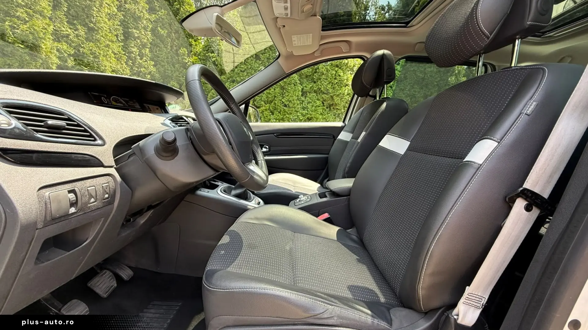 Renault Grand Scenic III Bose edition 1.6dci 130 CP