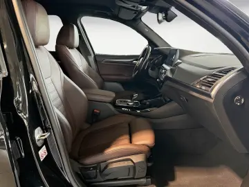 BMW X3 xDrive30i AT M Sport Navi Leder AHK