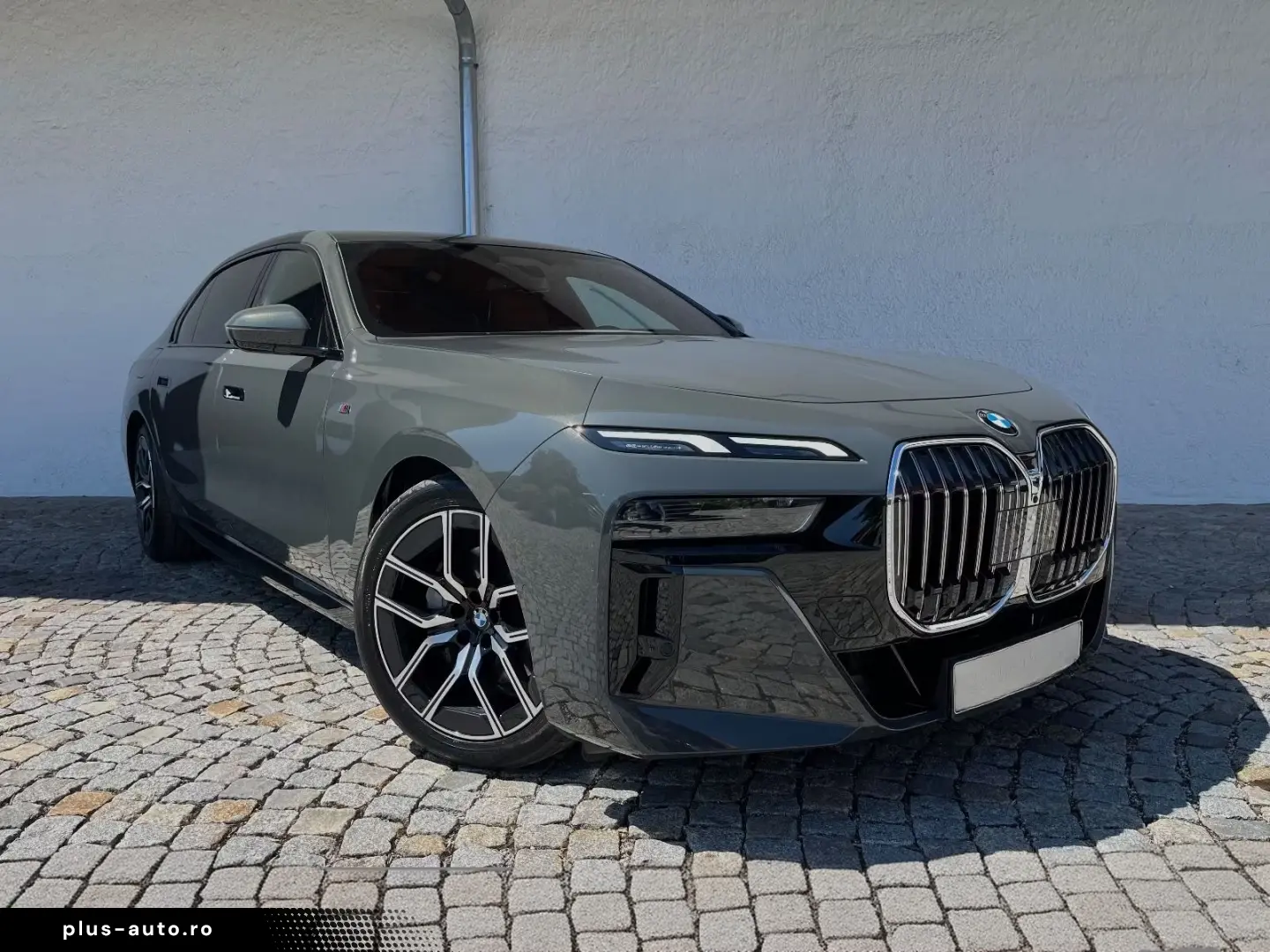 BMW 740d xDr.  M SPORT Theater LOUNGE SEAT 2025 SKY