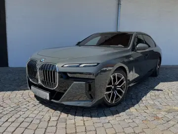 BMW 740d xDr.  M SPORT Theater LOUNGE SEAT 2025 SKY