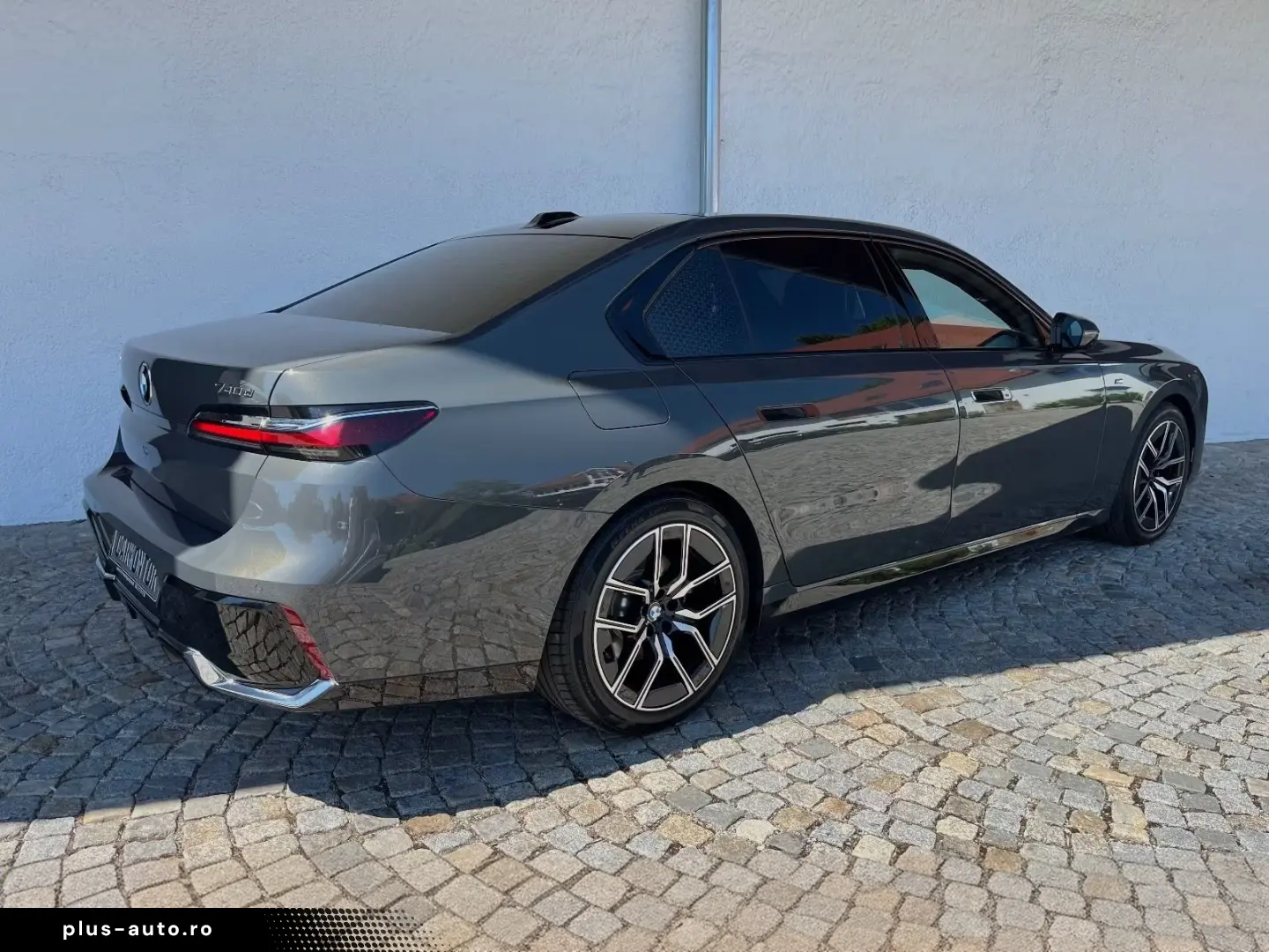 BMW 740d xDr.  M SPORT Theater LOUNGE SEAT 2025 SKY