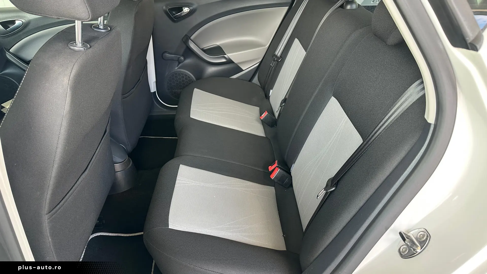 Seat Ibiza 1.2 Benzina 105 CP An 2013
