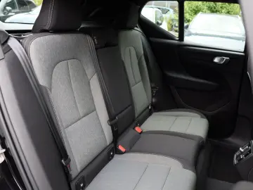 VOLVO XC40 B3 (B) Core NP  48.190 -  WINTER-P GJR
