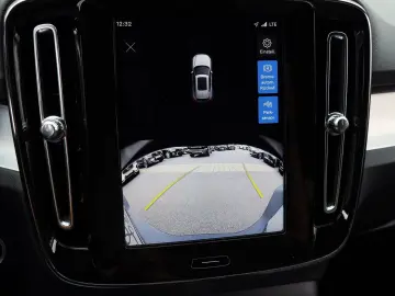 VOLVO XC40 B3 (B) Core NP  48.190 -  WINTER-P GJR