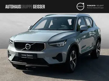 VOLVO XC40 B3 Mild-Hybrid Core LED