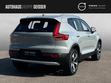 VOLVO XC40 B3 Mild-Hybrid Core LED