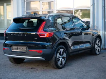 VOLVO XC40 B3 Core 2WD LEDER NAVI CAM LED ACC KEYLESS