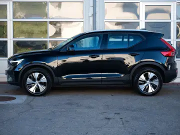 VOLVO XC40 B3 Core 2WD LEDER NAVI CAM LED ACC KEYLESS
