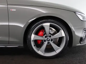 Audi A4 Lim. 40 TFSI S line