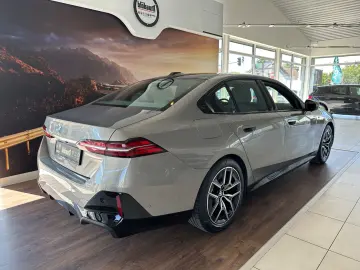 BMW 520 d xDrive M Sport Bowers Wilkens Pano Standh
