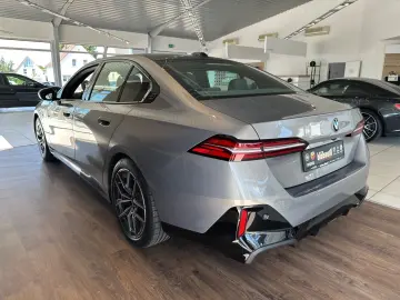 BMW 520 d xDrive M Sport Bowers Wilkens Pano Standh