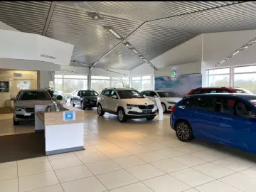 BMW 520 d xDrive M Sport Bowers Wilkens Pano Standh