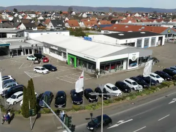 BMW 520 d xDrive M Sport Bowers Wilkens Pano Standh