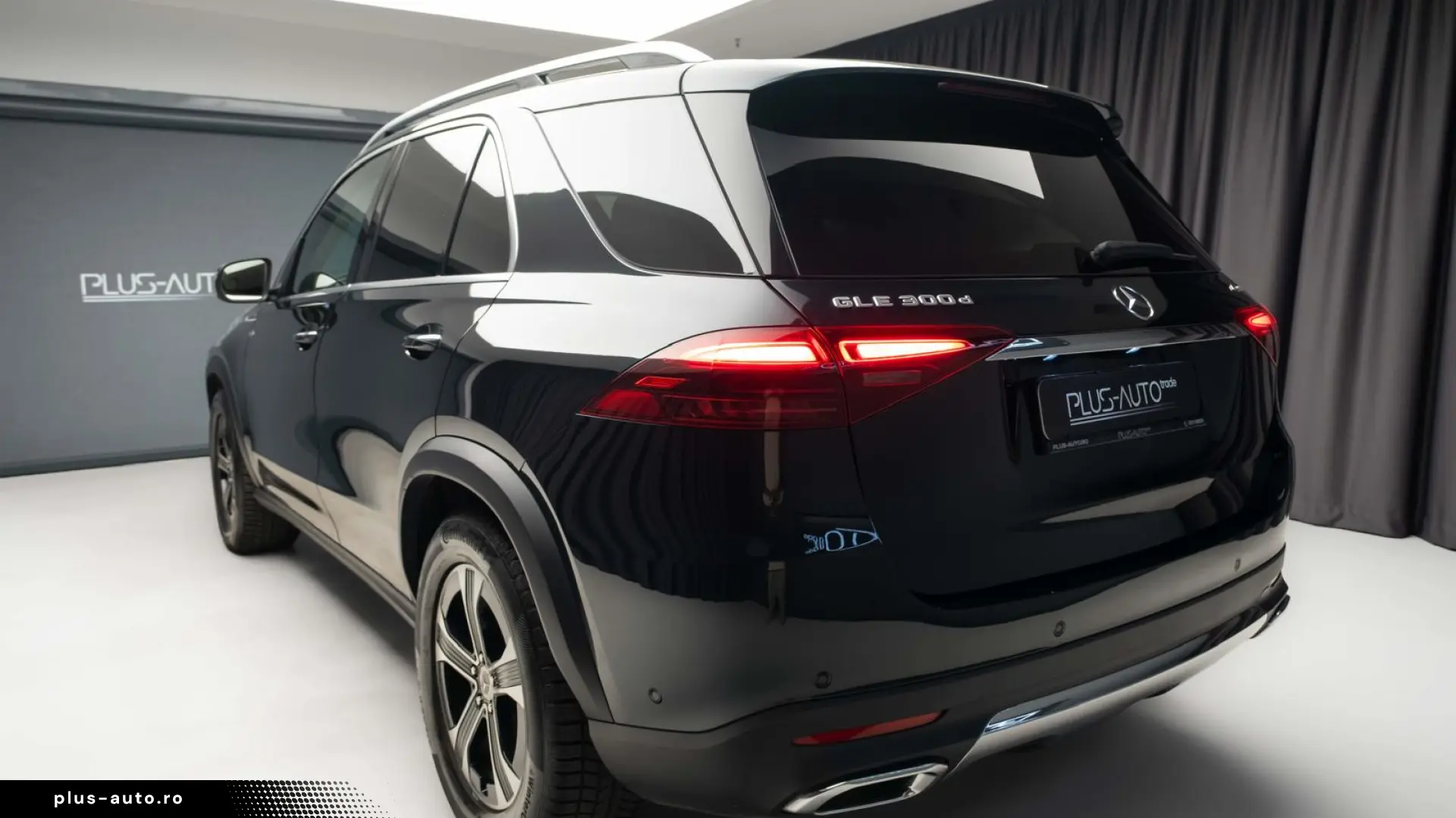 Mercedes-Benz GLE 300 d 4MATIC 30.440 km
