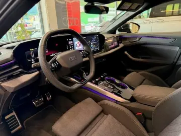 AUDI A6 Avant 2.0 TDI quattro 150 kW edition one