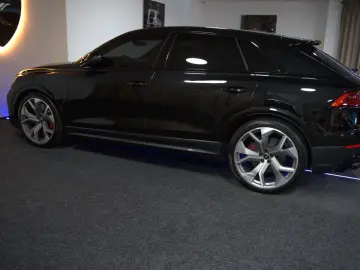 AUDI RSQ8 KEYVANY CARBON KERAMK KAMERA!