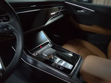 AUDI RSQ8 KEYVANY CARBON KERAMK KAMERA!