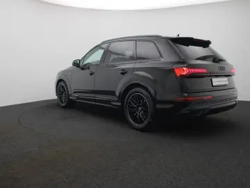 AUDI Q7 50 TDI quattro S line Matrix Navi AHK
