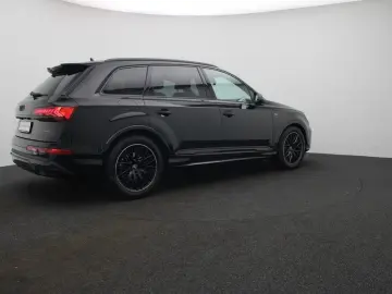 AUDI Q7 50 TDI quattro S line Matrix Navi AHK