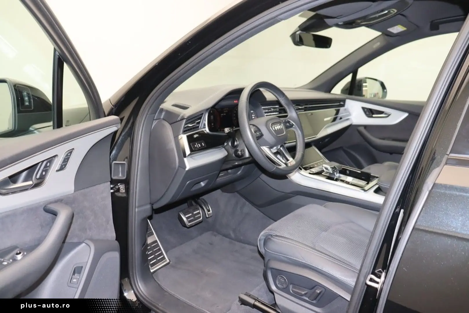 AUDI Q7 50 TDI quattro S line Matrix Navi AHK