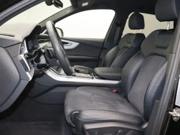 AUDI Q7 50 TDI quattro S line Matrix Navi AHK
