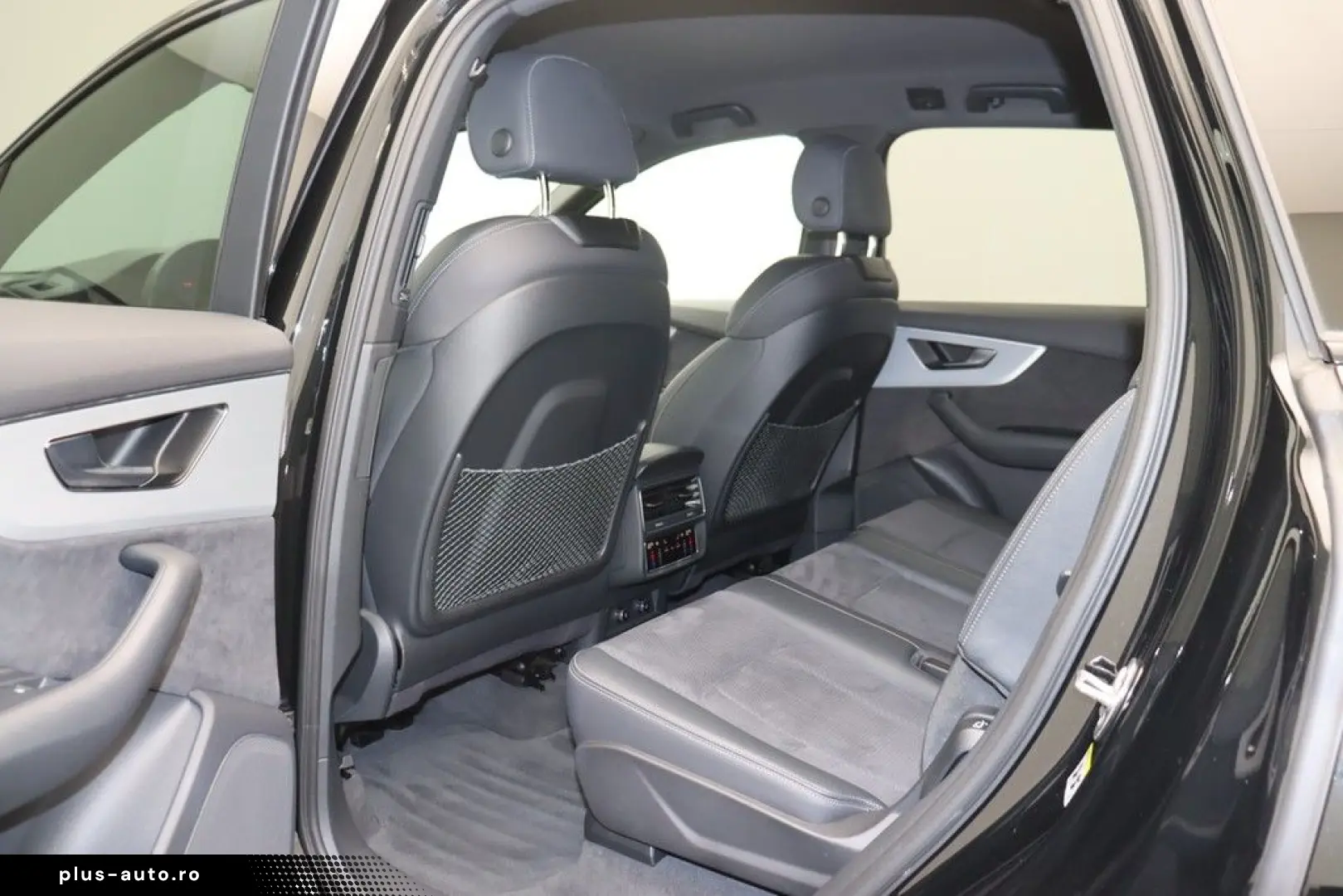 AUDI Q7 50 TDI quattro S line Matrix Navi AHK