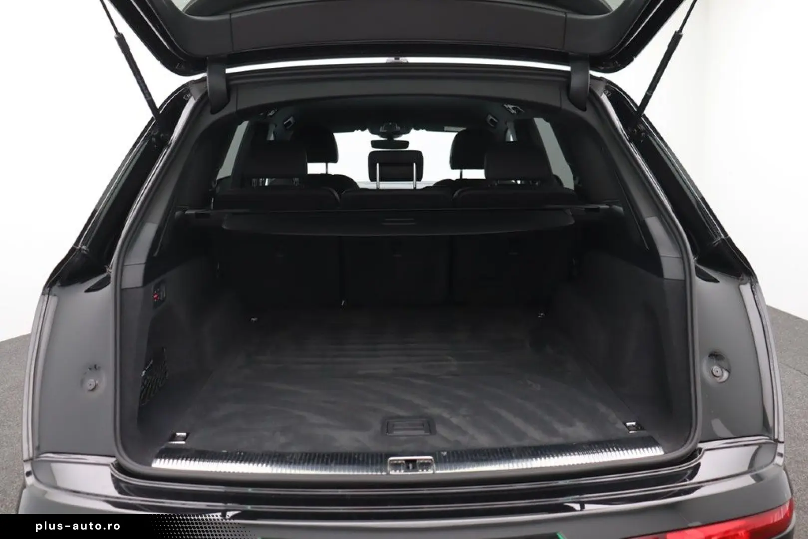 AUDI Q7 50 TDI quattro S line Matrix Navi AHK