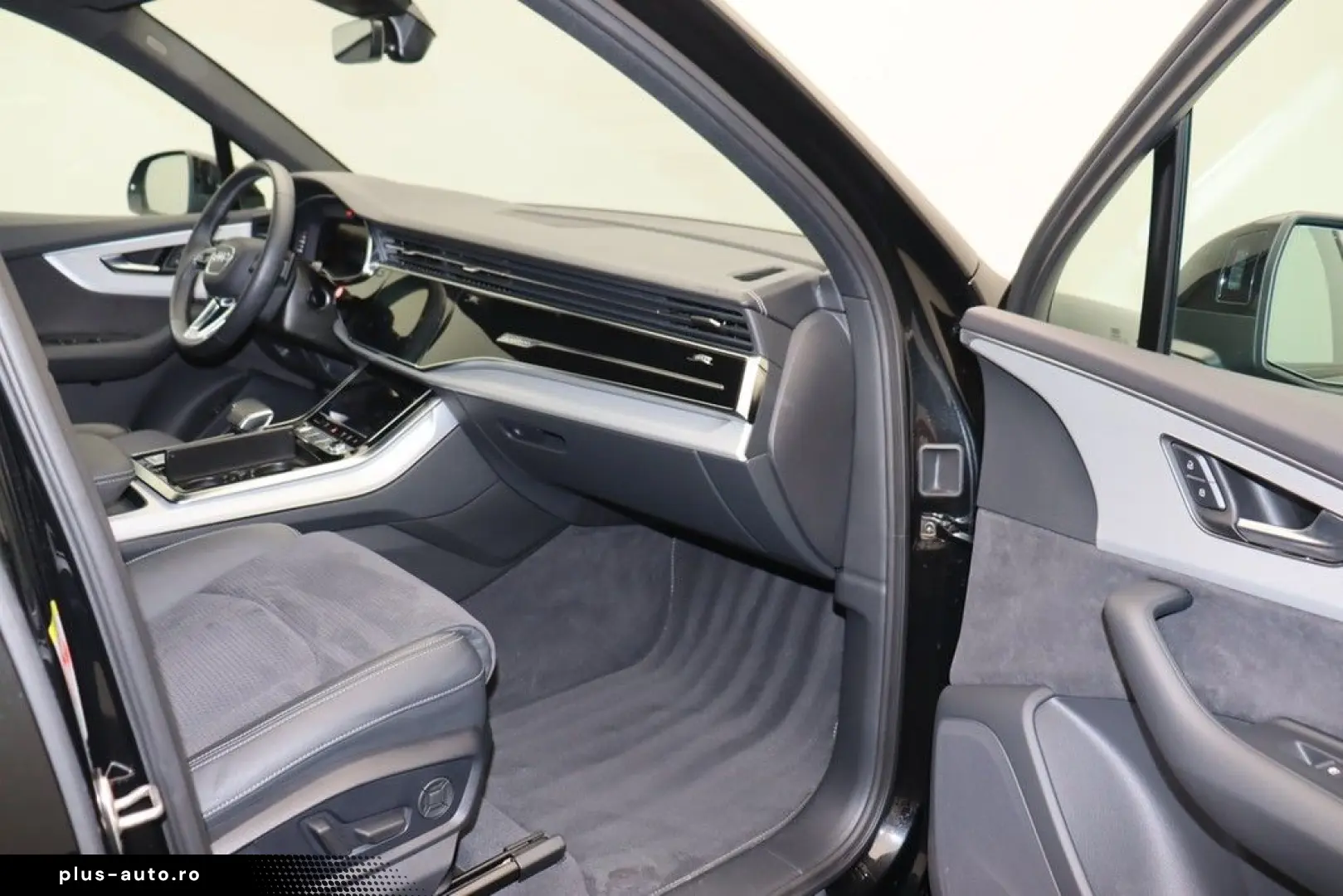 AUDI Q7 50 TDI quattro S line Matrix Navi AHK
