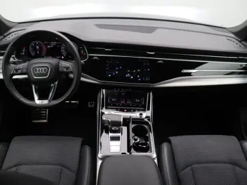 AUDI Q7 50 TDI quattro S line Matrix Navi AHK