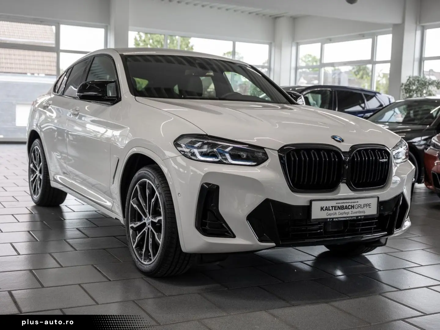 BMW X4 40i xDrive FACEL. HUD 360  LASER LED STANDHZ