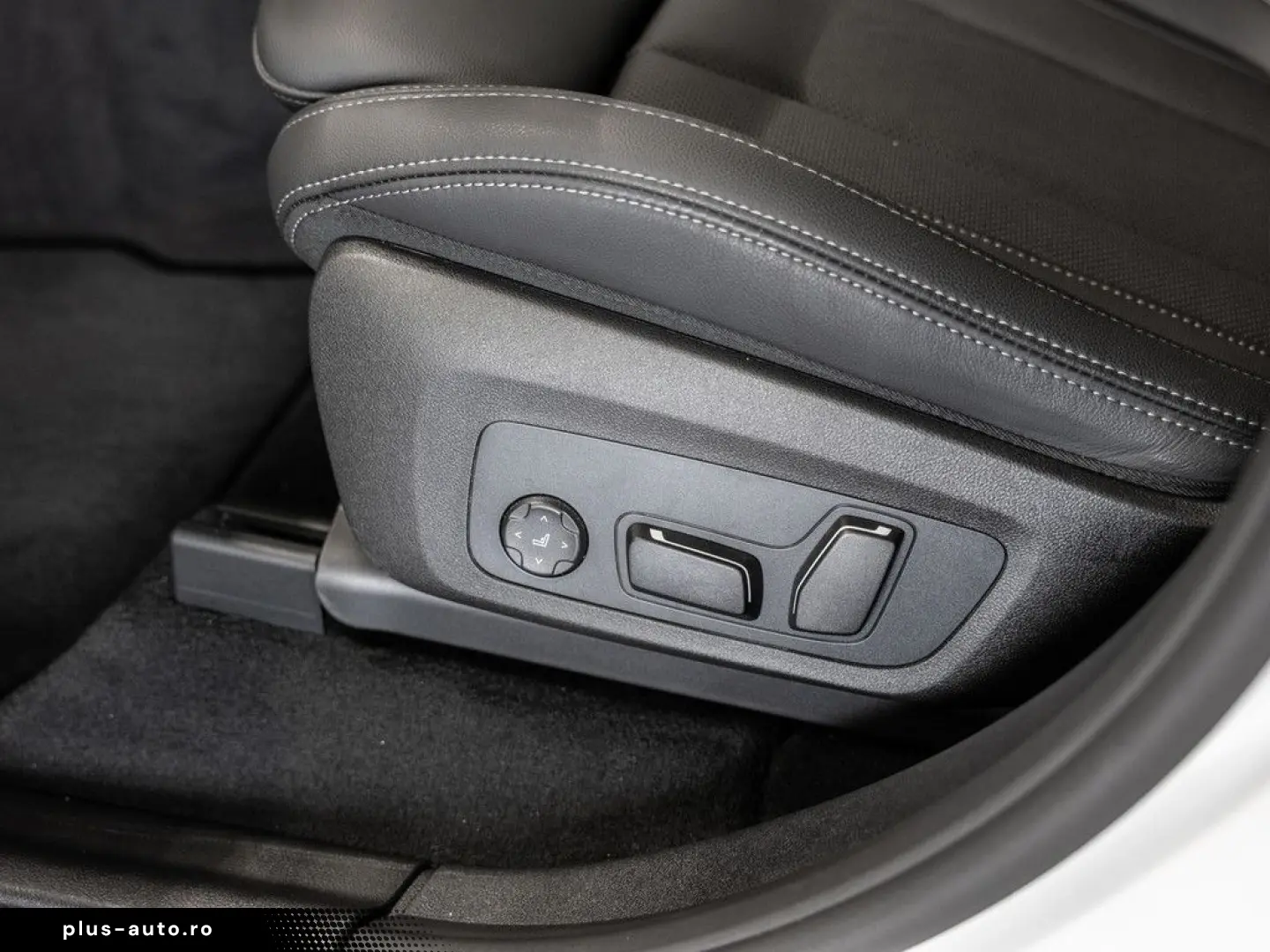 BMW X4 40i xDrive FACEL. HUD 360  LASER LED STANDHZ