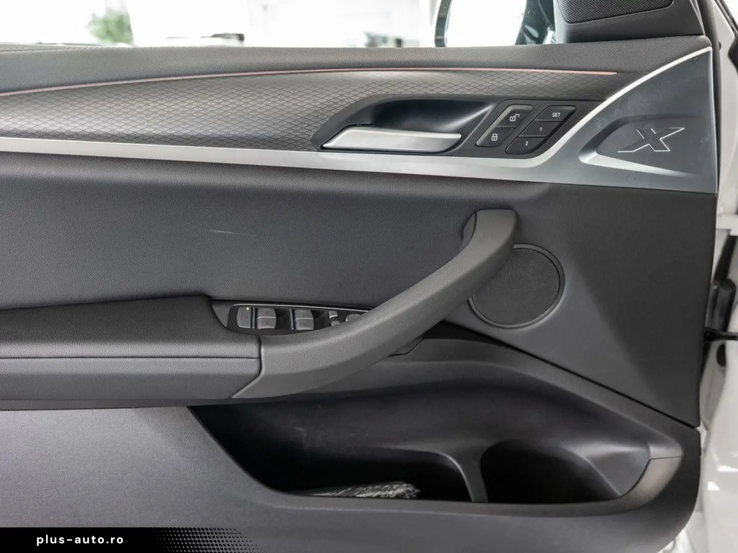 BMW X4 40i xDrive FACEL. HUD 360  LASER LED STANDHZ