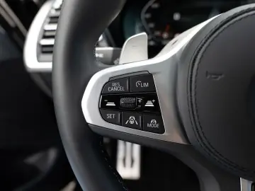 BMW X4 40i xDrive FACEL. PANO AHK HUD 360  LASER