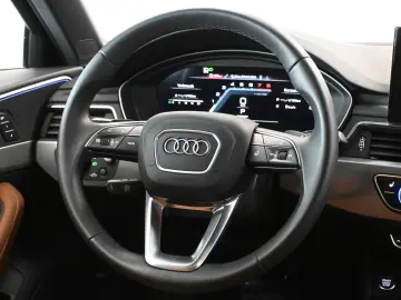Audi A4 45 TFSI Quattro S line
