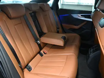 Audi A4 45 TFSI Quattro S line