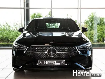 MERCEDES-BENZ CLA 200 AMG PANO LED KEYLESS AMBIENTE R-KAMERA