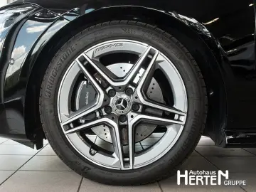 MERCEDES-BENZ CLA 200 AMG PANO LED KEYLESS AMBIENTE R-KAMERA