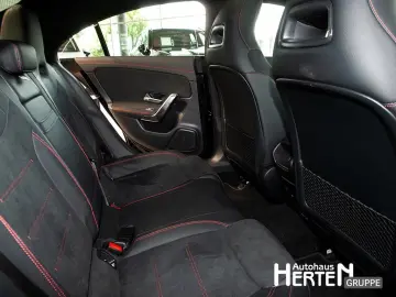 MERCEDES-BENZ CLA 200 AMG PANO LED KEYLESS AMBIENTE R-KAMERA