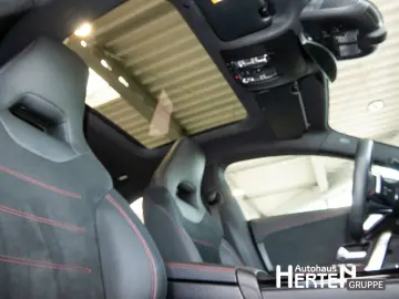MERCEDES-BENZ CLA 200 AMG PANO LED KEYLESS AMBIENTE R-KAMERA