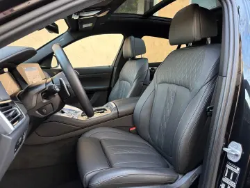 BMW X6 xDr40d M Sport PANO AHK Sitzkl Massag StandHz