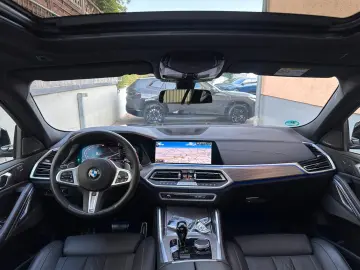 BMW X6 xDr40d M Sport PANO AHK Sitzkl Massag StandHz