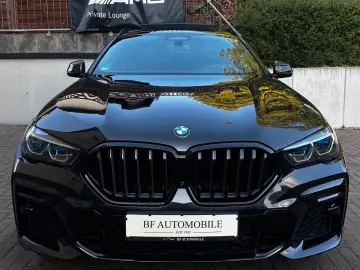 BMW X6 xDr40d M Sport PANO AHK Sitzkl Massag StandHz