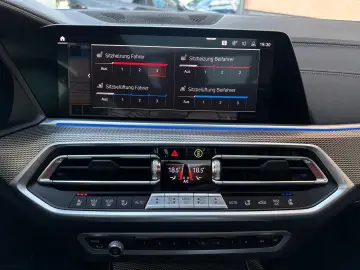 BMW X6 xDr40d M Sport PANO AHK Sitzkl Massag StandHz