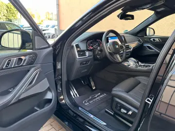 BMW X6 xDr40d M Sport PANO AHK Sitzkl Massag StandHz