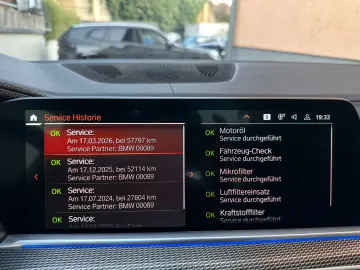 BMW X6 xDr40d M Sport PANO AHK Sitzkl Massag StandHz